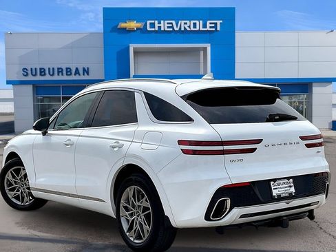 Used 2025 Genesis GV70 2.5T w/ Advanced Package AWD/4WD image 3