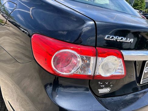 Used 2012 Toyota Corolla LE FWD image 26