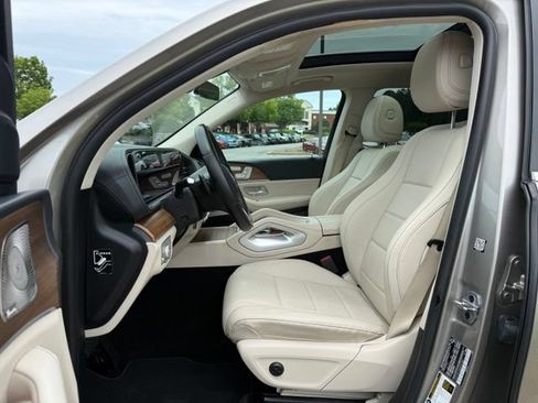 Used 2021 Mercedes-Benz GLS 450 4MATIC image 13