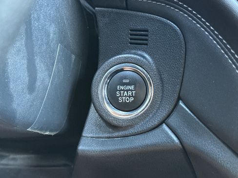 Used 2020 Subaru Outback Premium image 33