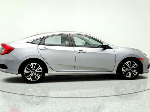 Used 2016 Honda Civic EX-T image 4