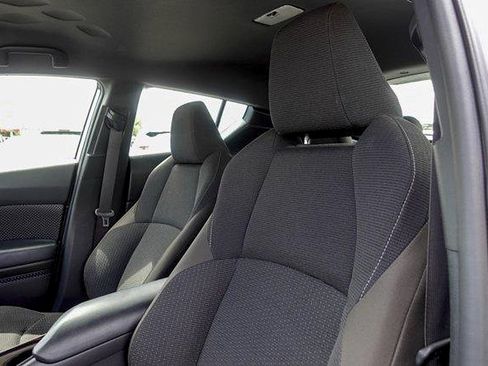 Certified 2019 Toyota C-HR XLE FWD image 10
