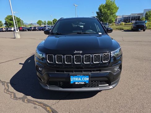 Used 2025 Jeep Compass Latitude w/ Altitude Special Edition AWD/4WD image 14