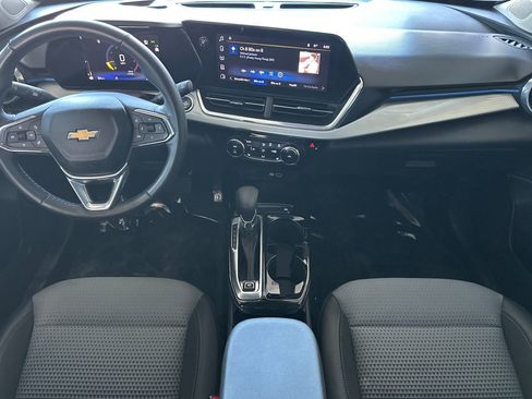 Used 2024 Chevrolet Trax LT w/ Driver Confidence Package FWD image 13