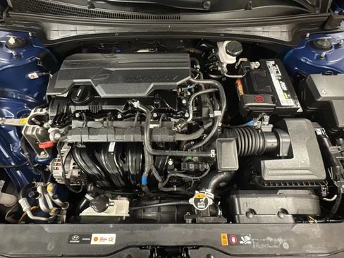 Used 2021 Hyundai Elantra SEL w/ Convenience + Premium Package FWD image 22