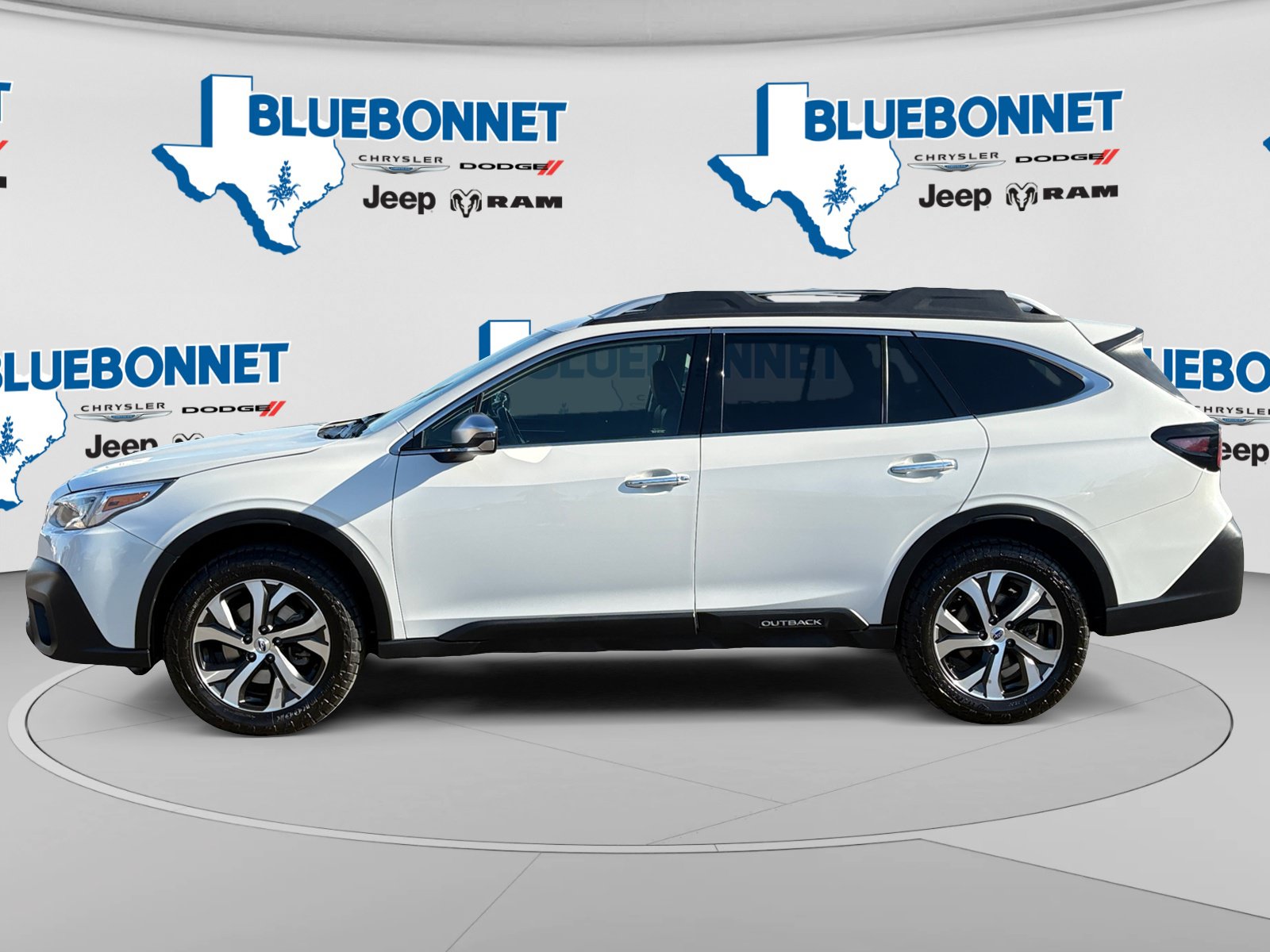 Used 2022 Subaru Outback Touring XT AWD/4WD image 8