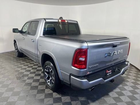 Used 2025 RAM 1500 Laramie AWD/4WD image 9