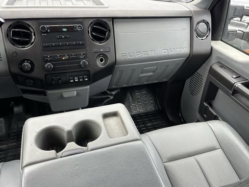 Used 2016 Ford F350 XL w/ Power Equipment Group image 22