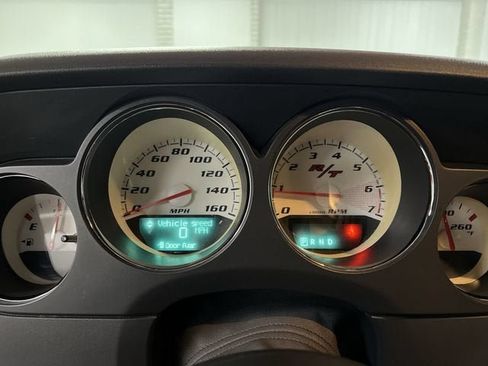 Used 2014 Dodge Challenger R/T w/ Quick Order Package 28M RWD image 12