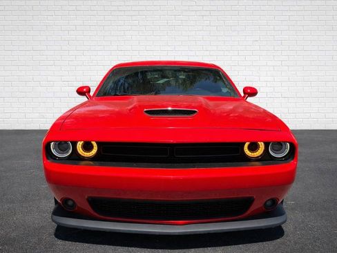 Used 2022 Dodge Challenger R/T RWD image 2
