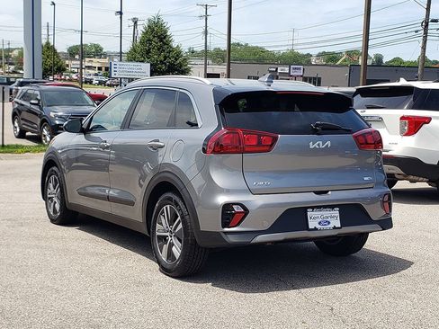 Used 2022 Kia Niro LXS FWD image 7