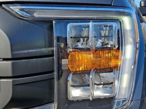 Certified 2022 Ford F150 XLT w/ Equipment Group 302A High image 9