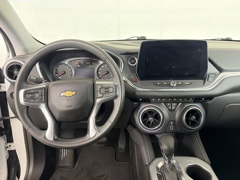 Certified 2024 Chevrolet Blazer LT image 3
