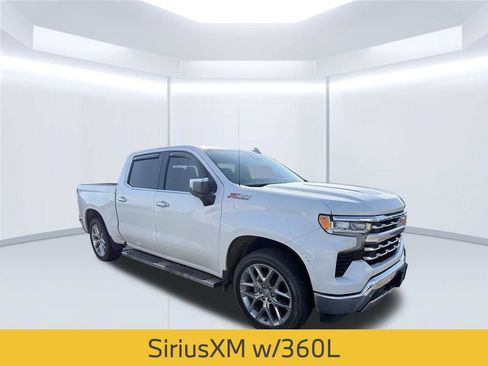 Used 2023 Chevrolet Silverado 1500 LTZ w/ Technology Package AWD/4WD image 15