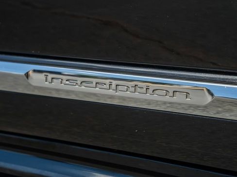 Used 2017 Volvo XC90 T6 Inscription w/ Luxury Package AWD/4WD image 18