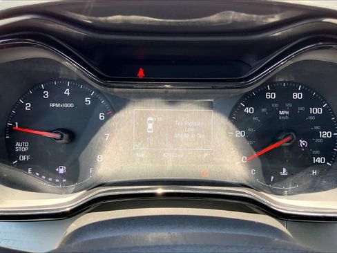 Used 2025 Chevrolet Trax LS FWD image 26
