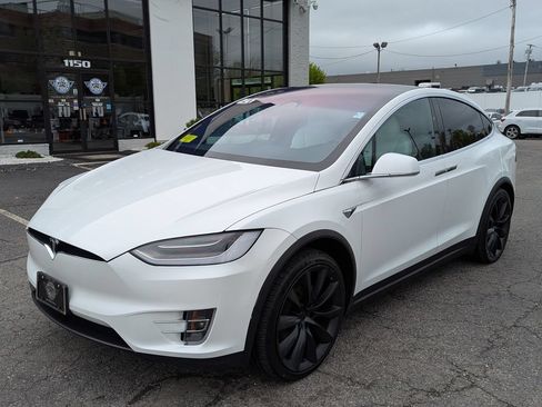 Used 2020 Tesla Model X Long Range AWD/4WD image 2