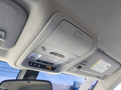 Certified 2018 Chevrolet Equinox Premier w/ LPO, Protection Package image 46