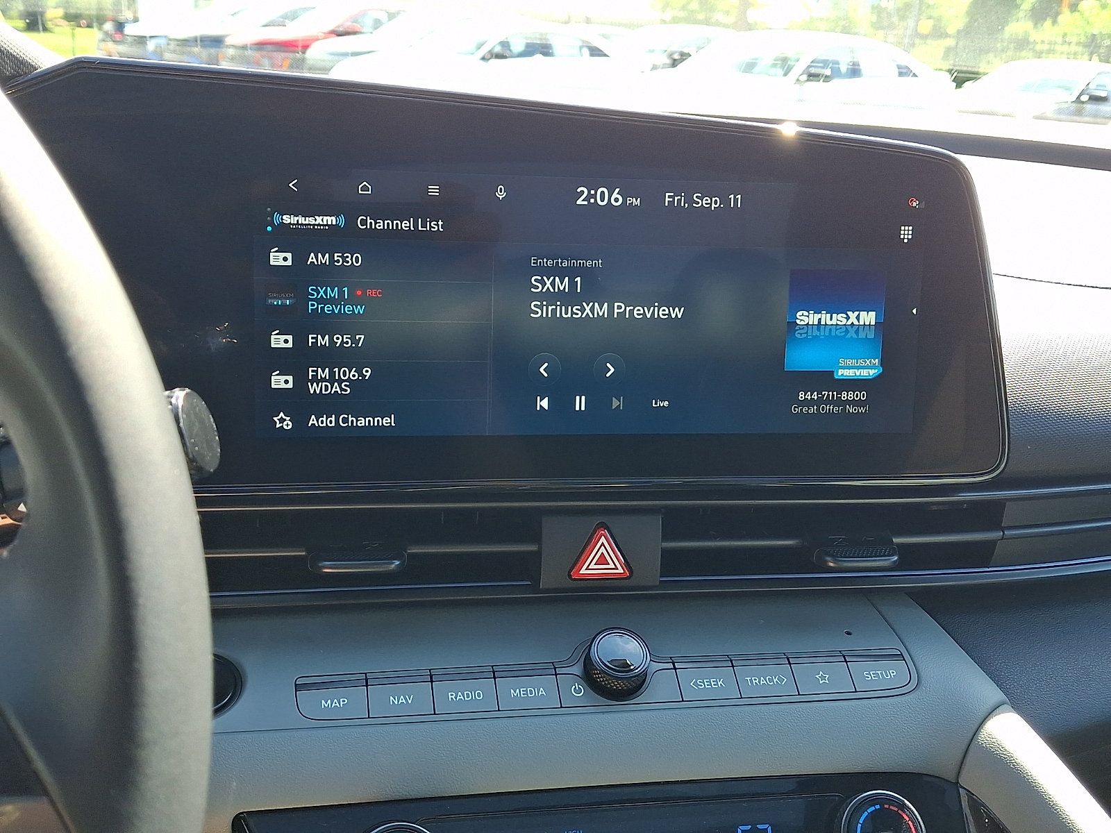 Certified 2025 Hyundai Elantra Limited FWD image 17