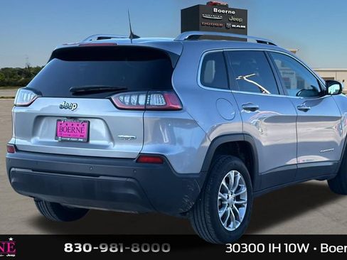 Used 2020 Jeep Cherokee Latitude Plus FWD image 3