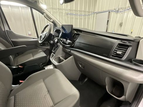 Used 2023 Ford Transit 350 XLT image 12