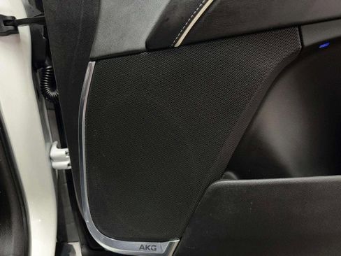 Used 2021 Cadillac Escalade Luxury image 67