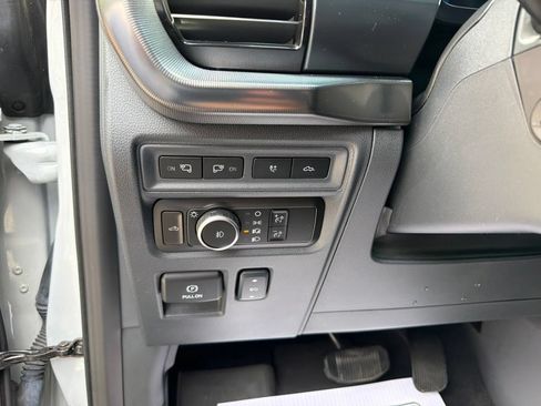 Used 2024 Ford F150 Raptor AWD/4WD image 16