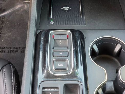 Used 2025 Honda Pilot EX-L image 29