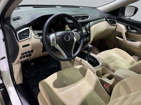 Used 2016 Nissan Rogue SV FWD image 28