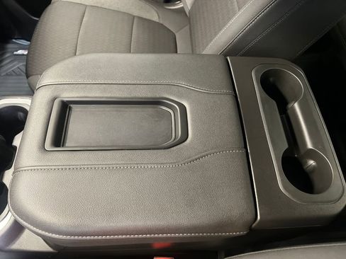 Used 2022 Chevrolet Silverado 1500 LT Trail Boss w/ Bed Protection Package AWD/4WD image 34