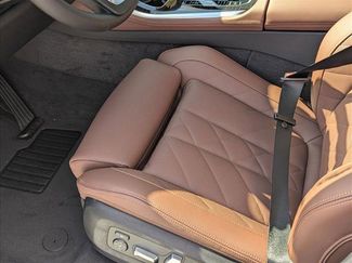 New 2026 BMW X5 xDrive50e w/ Premium Package video 4