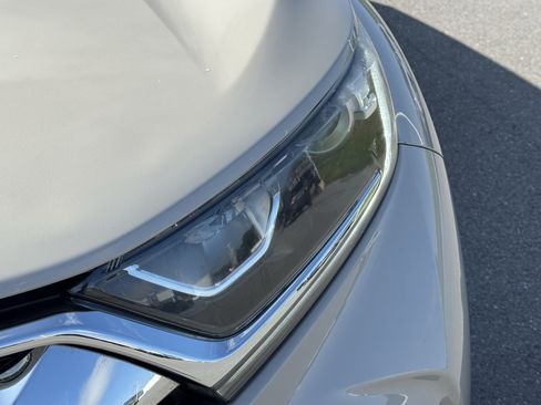 Used 2019 Honda CR-V EX image 10