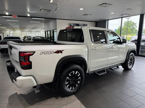 Used 2023 Nissan Frontier PRO-4X w/ Pro Convenience Package AWD/4WD image 3