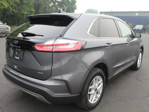 Certified 2024 Ford Edge SEL w/ Convenience Package AWD/4WD image 13
