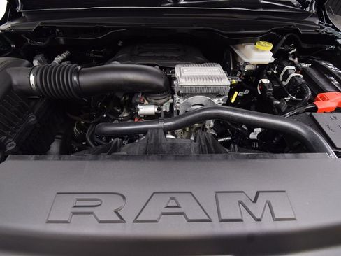 New 2026 RAM 1500 4x4 Crew Cab image 18
