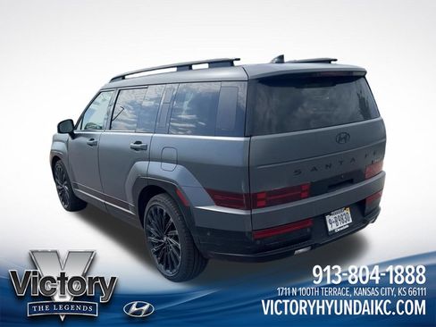 Used 2024 Hyundai Santa Fe Calligraphy AWD/4WD image 3