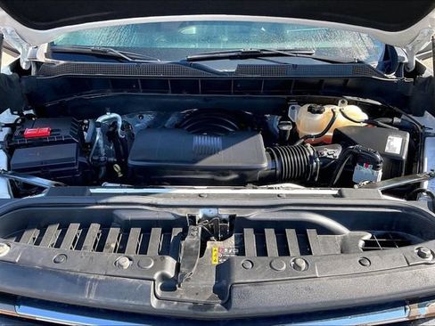 Used 2020 Chevrolet Silverado 1500 High Country w/ Technology Package AWD/4WD image 10