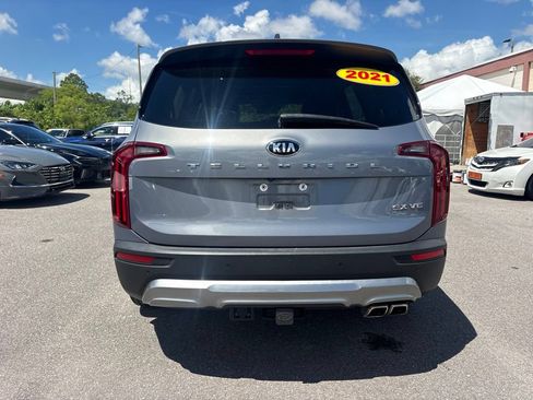 Used 2021 Kia Telluride EX w/ EX Premium Package FWD image 4