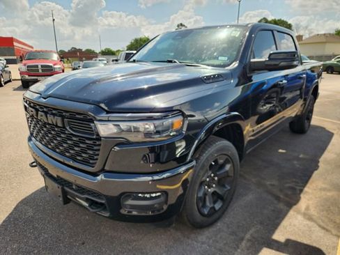 Used 2025 RAM 1500 Lone Star image 3