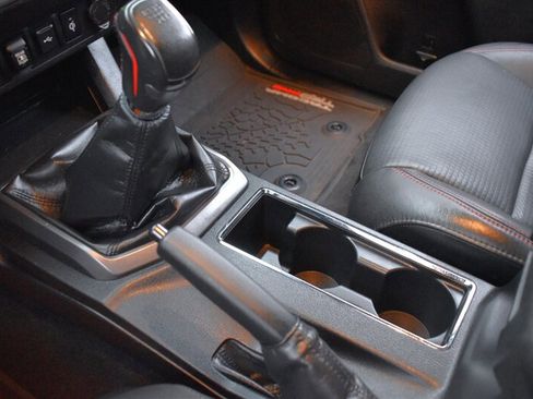 Used 2021 Toyota Tacoma TRD Pro AWD/4WD image 24