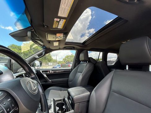 Used 2023 Lexus GX 460 AWD/4WD image 12