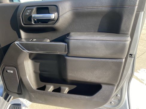 Used 2020 GMC Sierra 1500 AT4 w/ AT4 Premium Package image 3