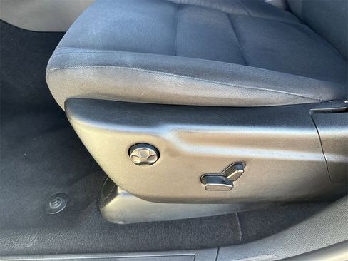 Used 2023 Dodge Durango GT image 25