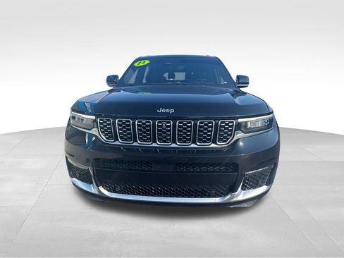 Used 2023 Jeep Grand Cherokee L Summit w/ Luxury Tech Group V AWD/4WD image 9