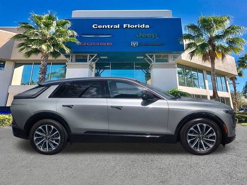Used 2024 Cadillac Lyriq Sport RWD image 4
