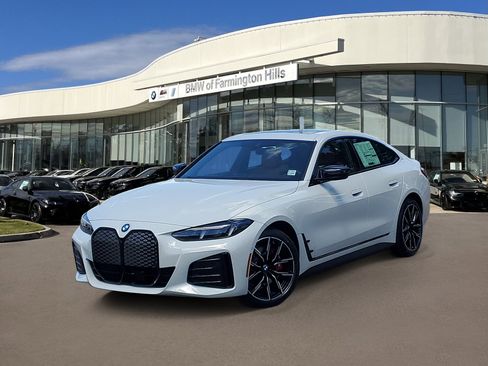 New 2026 BMW i4 xDrive40i w/ M Sport Package AWD/4WD image 1