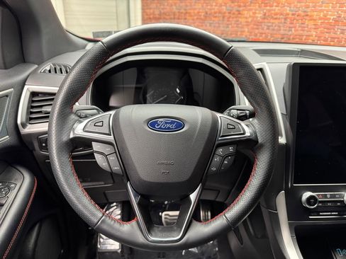 Certified 2024 Ford Edge ST-Line w/ Cargo Accessory Package AWD/4WD image 13