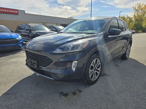 Used 2022 Ford Escape SEL image 7