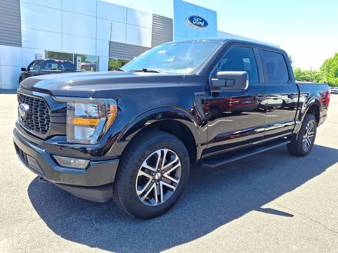 Certified 2023 Ford F150 XL w/ STX Appearance Package AWD/4WD image 5