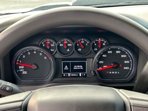 Used 2024 Chevrolet Silverado 1500 Custom Trail Boss w/ Realtree Special Edition AWD/4WD image 27